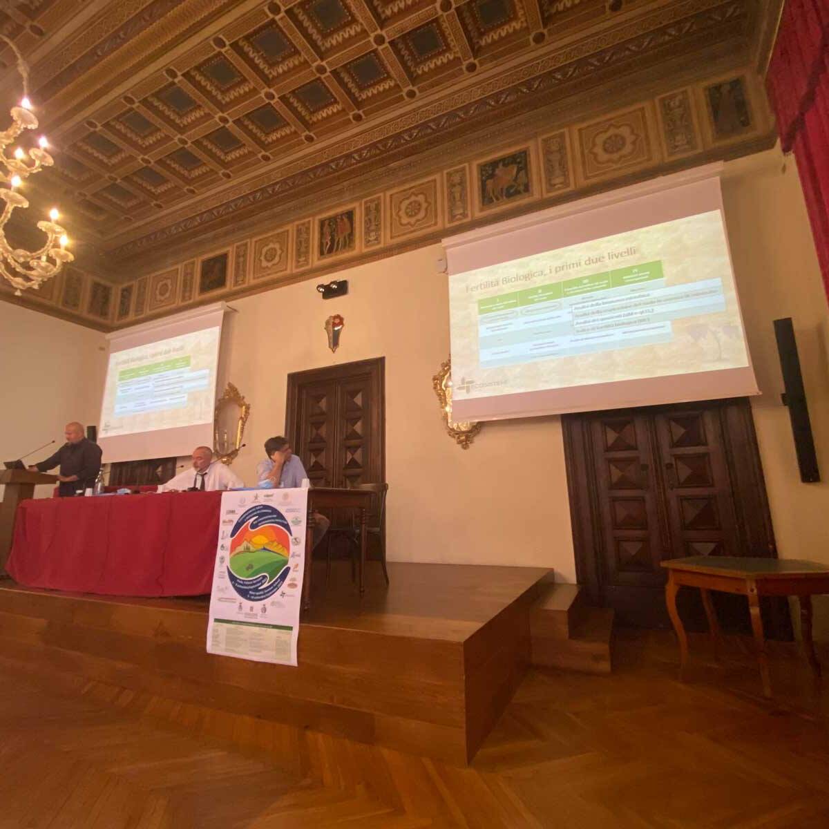 IMG 5952 scaled 1600 uai WORKSHOP 6-8 SETTEMBRE 2021 PALAZZO SERSANTI – IMOLA CONSERVAZIONE DEL SUOLO E PROTEZIONE DELL’AMBIENTE SOIL CONSERVATION AND ENVIRONMENTAL PROTECTION ECOSISTEMI