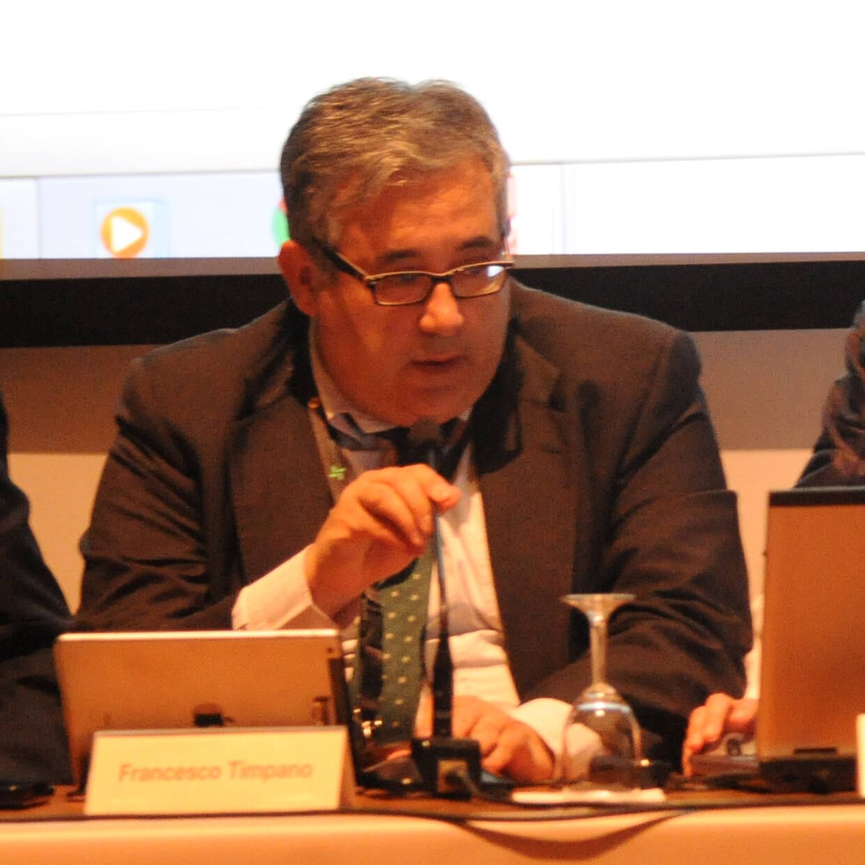 Prof. Francesco TIMPANO Piacenza uai Prof. Francesco TIMPANO Piacenza ECOSISTEMI Finanziamento UE New Life