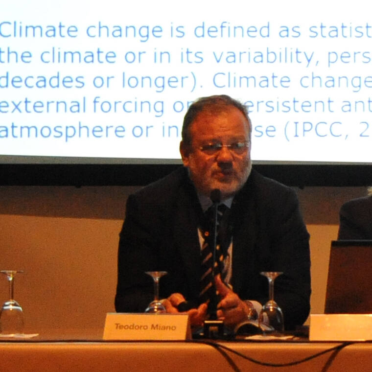 Prof. Teodoro MIANO Piacenza uai Prof. Teodoro MIANO Piacenza ECOSISTEMI Finanziamento UE New Life